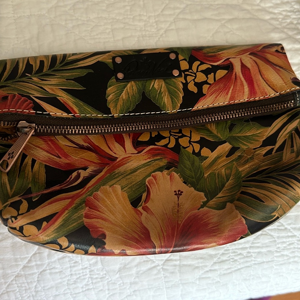 Patrica Nash clutch